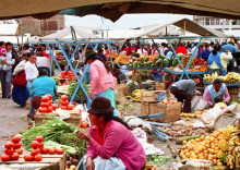 Gemüse und Obst auf dem Sasquisili Markt
